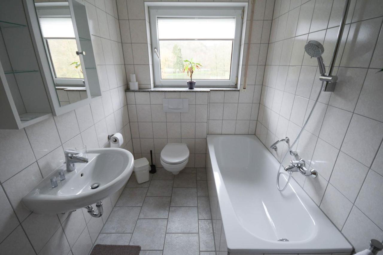 Zimmer Ohne Fruehstueck In Der Forellenzucht Burgen  Extérieur photo