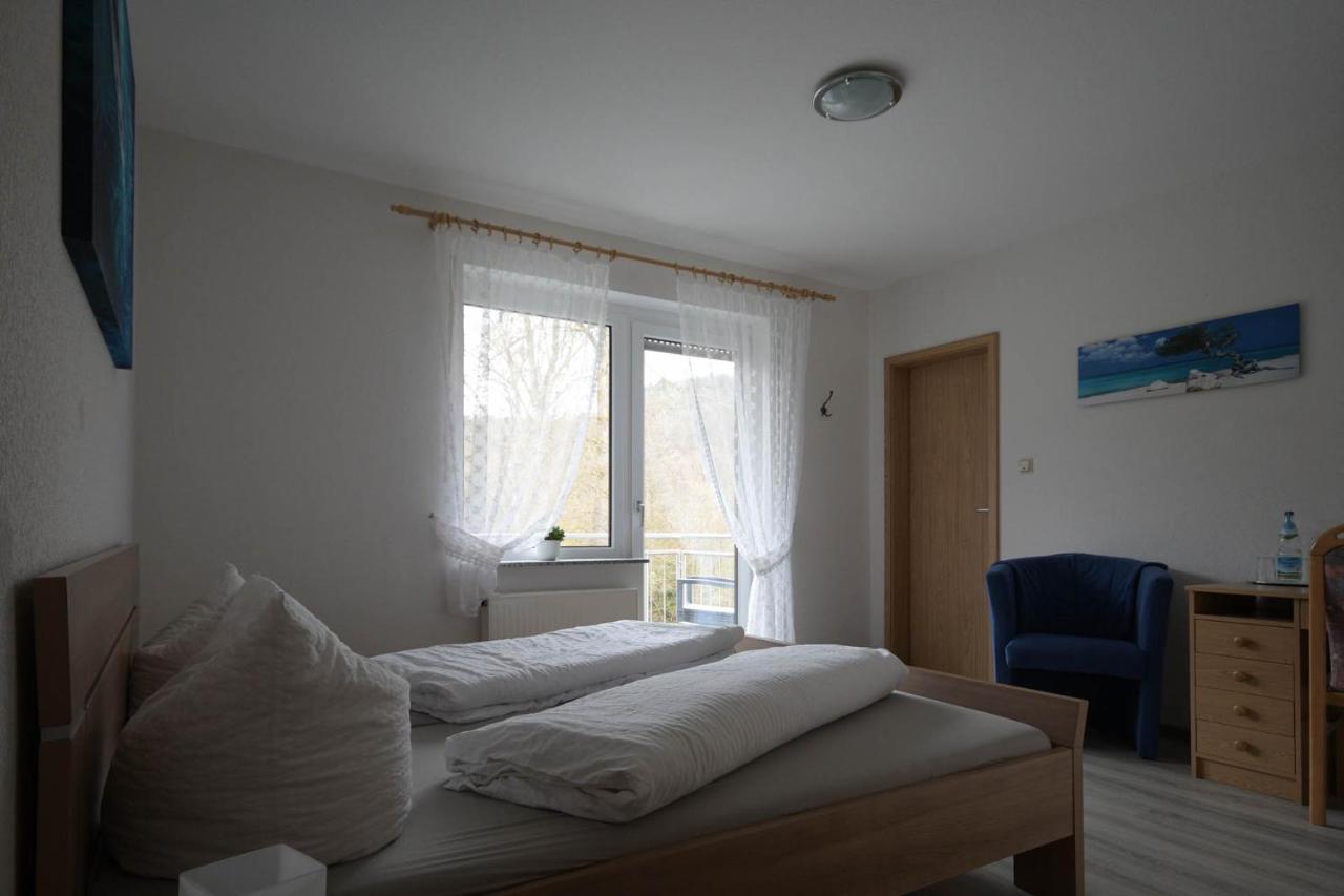 Zimmer Ohne Fruehstueck In Der Forellenzucht Burgen  Extérieur photo